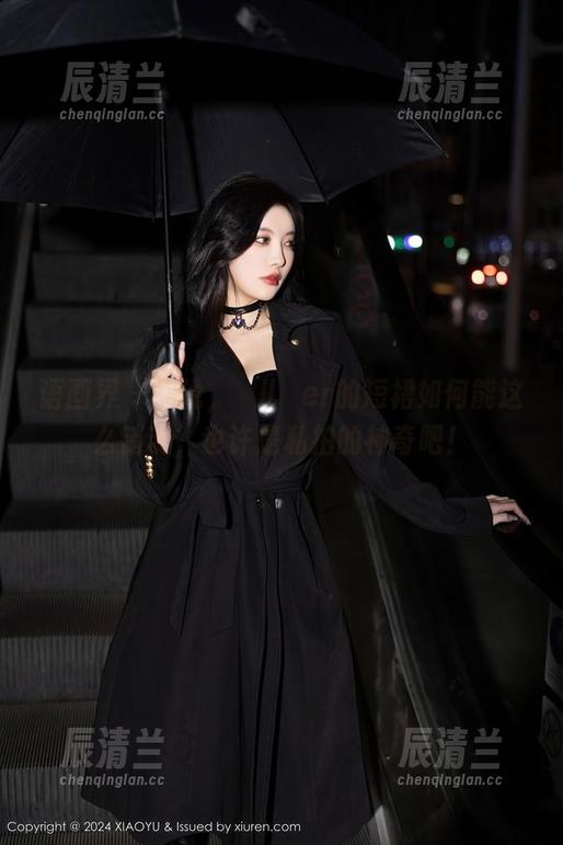 语画界-玥儿玥er 语画界 - 你说,玥儿玥er的短裙如何能这么销魂,也许是私拍的神奇吧!