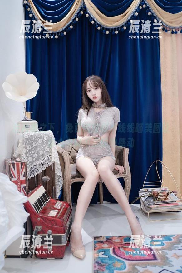 过期米线线喵 白月光之下,免费的过期米线线喵美图让你心中猝不及防的感动