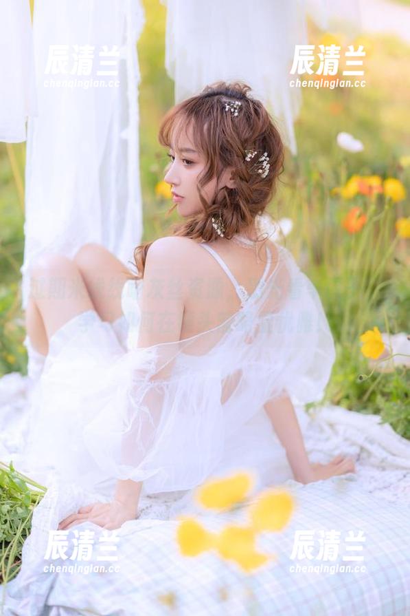 过期米线线喵灰丝资源，别光看车厘子，学习如何在镜头前略显优雅！