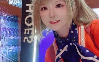 浴缸里的阳炎型小菠萝：今天的照片，谁能抗拒这样洗澡的诱惑？