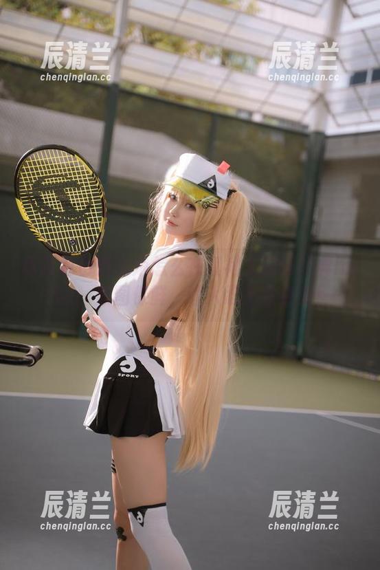 阿包也是兔娘 看阿包也是兔娘怎么在红裙里演绎经典lolita,原图保鲜,让人忍不住点赞!