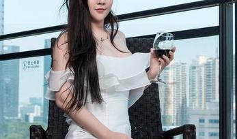 青豆客 – 岑苑之barbiebaby×连体衣：竟然穿成这样，你们勇气真可嘉，图集分享来啦！
