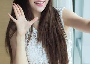 青豆客 – 莫雅淇护理中的低语——她的护士套图真有意思