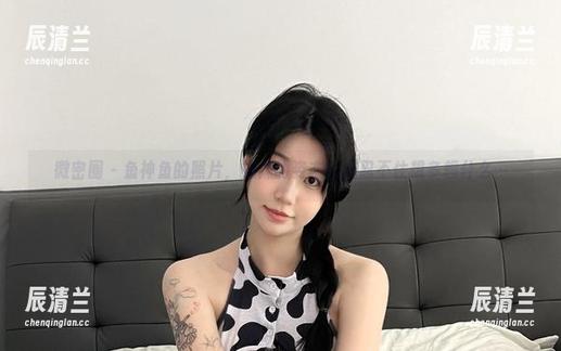 鱼神鱼 微密圈 - 鱼神鱼的照片,妹妹的姿态让我忍不住想多想什么…
