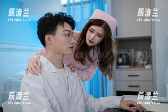 拯救网贷少女？鹿八岁baby的写真告诉你，图包也能有春天！